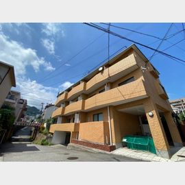 芦屋川駅より徒歩3分 築40年4ヶ月 4階建の賃貸物件