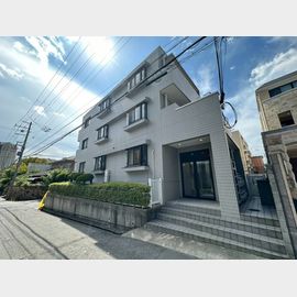 住吉駅より徒歩8分 築37年7ヶ月 3階建の賃貸物件