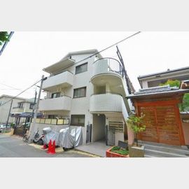 六甲駅より徒歩10分 築37年4ヶ月 3階建の賃貸物件