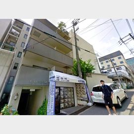 元町駅より徒歩4分 築36年7ヶ月 7階建の賃貸物件