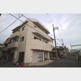 大石駅より徒歩7分 築43年4ヶ月 3階建の賃貸物件