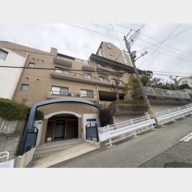 御影駅より徒歩17分 築37年5ヶ月 8階建の賃貸物件