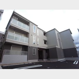 新神戸駅より徒歩15分 築10年10ヶ月 3階建の賃貸物件