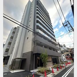 三ノ宮駅より徒歩4分 築3年8ヶ月 14階建の賃貸物件