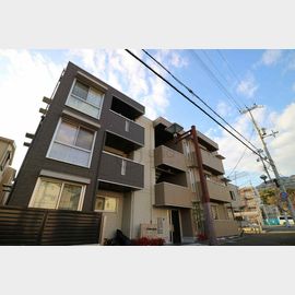 六甲道駅より徒歩4分 築10年9ヶ月 3階建の賃貸物件