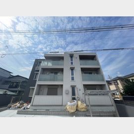 摩耶駅より徒歩5分 築1年3ヶ月 3階建の賃貸物件