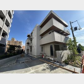 県庁前駅より徒歩9分 新築 3階建の賃貸物件