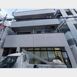 三ノ宮駅より徒歩5分 築44年8ヶ月 4階建の賃貸物件