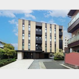 県庁前駅より徒歩7分 築10年 7階建の賃貸物件