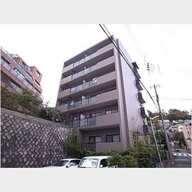 六甲駅より徒歩7分 築31年8ヶ月の賃貸物件