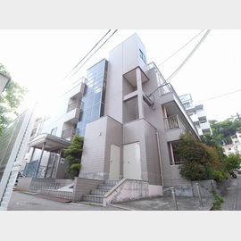 元町駅より徒歩9分 2階 築33年2ヶ月の賃貸物件