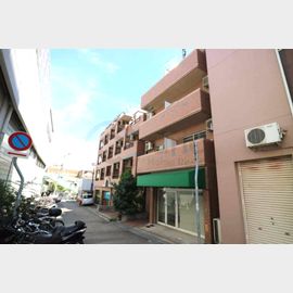 西灘駅より徒歩1分 3階 築26年10ヶ月の賃貸物件