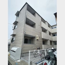 竹ノ塚駅より徒歩13分 築2年5ヶ月 3階建の賃貸物件