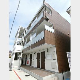 草加駅より徒歩11分 築7年1ヶ月 3階建の賃貸物件