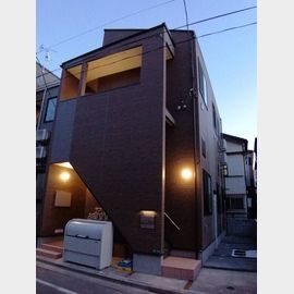 小岩駅より徒歩10分 1階 築5年の賃貸物件