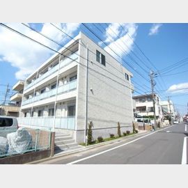 谷在家駅より徒歩12分 築6年8ヶ月 3階建の賃貸物件