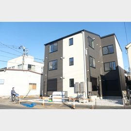 六町駅より徒歩14分 築2年2ヶ月 3階建の賃貸物件