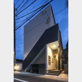 Oaks 1階 築10年5ヶ月の賃貸物件