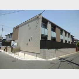 新田駅より徒歩14分 1階 築7年10ヶ月の賃貸物件