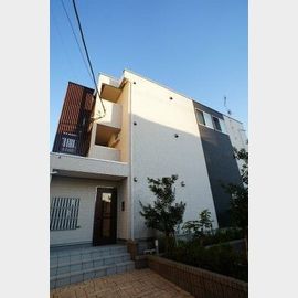 川口駅より徒歩12分 1階 築8年8ヶ月の賃貸物件