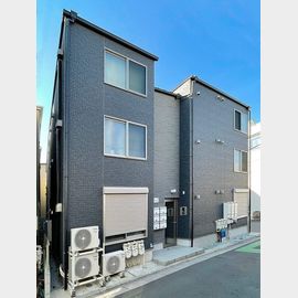 熊野前駅より徒歩6分 築8年7ヶ月 3階建の賃貸物件