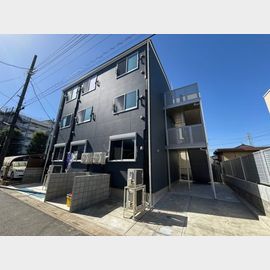 南越谷駅より徒歩14分 築2年 3階建の賃貸物件