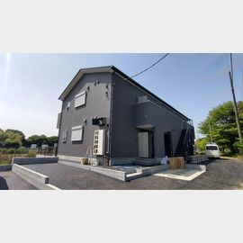 初石駅より徒歩18分 1階 築2年11ヶ月の賃貸物件