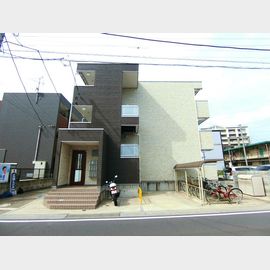 草加駅より徒歩7分 1階 築11年7ヶ月の賃貸物件