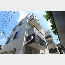 町屋駅より徒歩11分 1階 築7年の賃貸物件