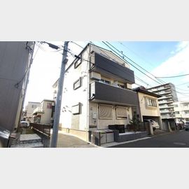 ヴェゼル 1階 築5年の賃貸物件