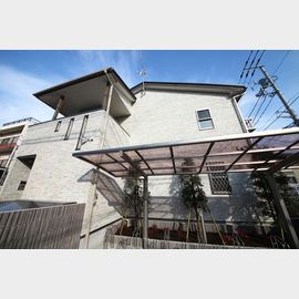 五反野駅より徒歩11分 築12年6ヶ月 2階建の賃貸物件