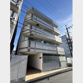 馬橋駅より徒歩1分 築9年4ヶ月 4階建の賃貸物件