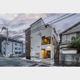千住大橋駅より徒歩10分 築1年1ヶ月 3階建の賃貸物件
