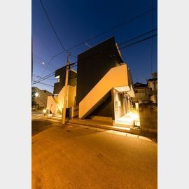 松戸駅より徒歩13分 築11年6ヶ月 2階建の賃貸物件