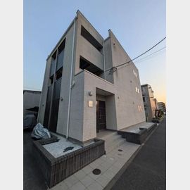 ラヴェリタ 3階 築14年7ヶ月の賃貸物件
