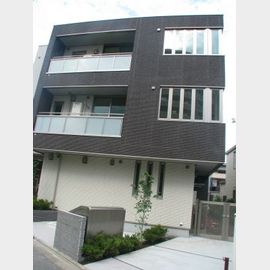 竹ノ塚駅より徒歩6分 1階 築15年2ヶ月の賃貸物件