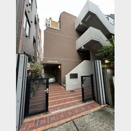 エルヴェ内堀 2階 築32年2ヶ月の賃貸物件