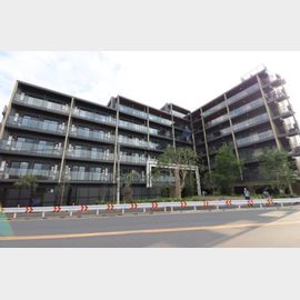 赤羽岩淵駅より徒歩8分 築1年9ヶ月 7階建の賃貸物件