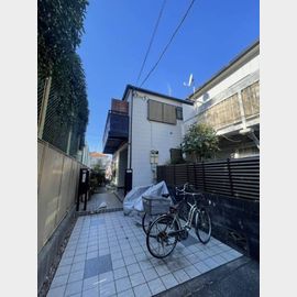 東長崎駅より徒歩7分 築25年10ヶ月 2階建の賃貸物件