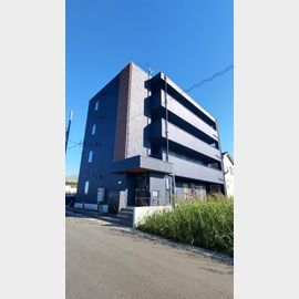 浦和美園駅より徒歩12分 築1年11ヶ月 4階建の賃貸物件