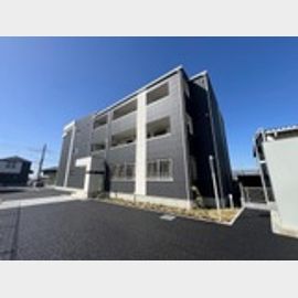 岩槻駅より徒歩19分 築1年7ヶ月 3階建の賃貸物件