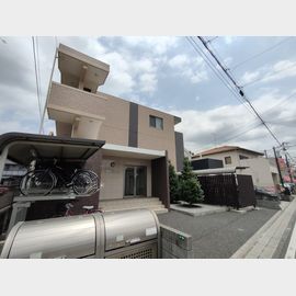 カメリア本町 3階 築8年9ヶ月の賃貸物件