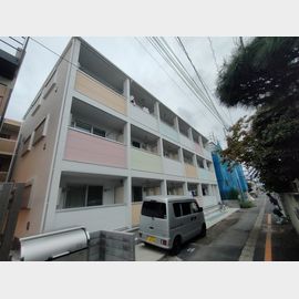 岩槻駅より徒歩5分 築3年3ヶ月 3階建の賃貸物件
