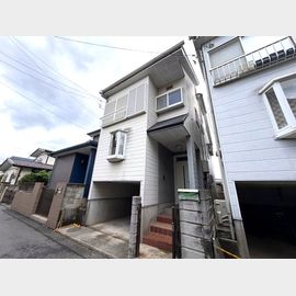 豊春駅より徒歩17分 築29年9ヶ月 3階建の賃貸物件