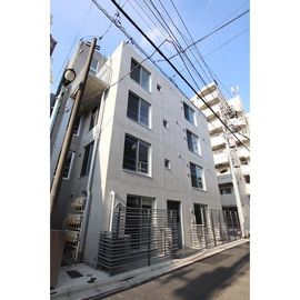 大塚駅より徒歩7分 2階 築4年の賃貸物件