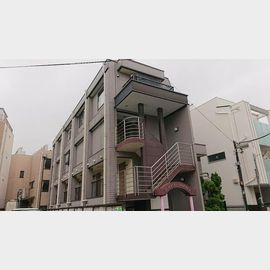 北千住駅より徒歩10分 1階 築30年の賃貸物件