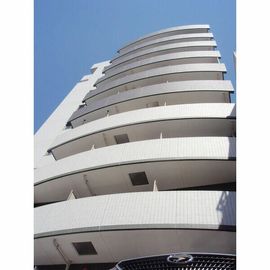 ラルジュマノワール 8階 築16年6ヶ月の賃貸物件