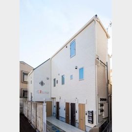 新大久保駅より徒歩8分 3階 築10年の賃貸物件