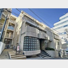 新宿駅より徒歩14分 3階 築39年5ヶ月の賃貸物件