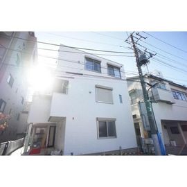 大久保駅より徒歩3分 1階 築10年1ヶ月の賃貸物件